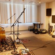 Music rehearsal space at 55 Morrissey Blvd, photo by Sasha Pedro